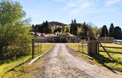 11821 Raspberry, Oak Glen, CA 92399