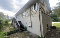 502 Seneca Street, Seneca, SC 29678