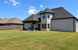 1860 Sunrise Circle, Centerton, AR 72719
