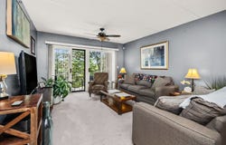 9220 E Prairie Road, Evanston, IL 60203