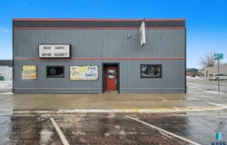 123 SW 1st St, Madison, SD 57042
