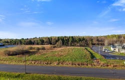 16 Godfrey Drive, Orono, ME 04473
