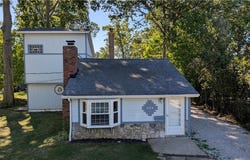 424 E 319th Street, Willowick, OH 44095