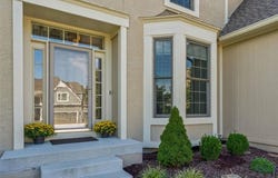9101 W 148th Street, Overland Park, KS 66221