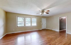 155 Henderson Dr., PARIS, TN 38242