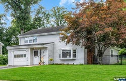 34 Salrit Avenue, Waldwick, NJ 07463