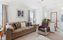 824 Ridge Circle, Troy, NY 12182