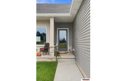 1006 W Sand Dunes Road, Lincoln, NE 68523