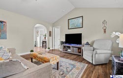 1432 Critcher Rd, Florence, SC 29501