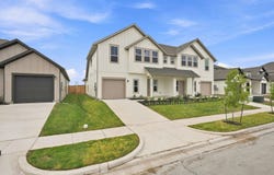 209 Backwood Pass, Taylor, TX 76574