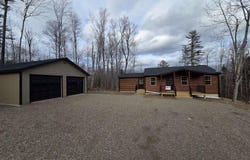 16 Oldham, Saint Albans, ME 04971