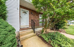 97 brookview Circle, Jamesburg, NJ 08831