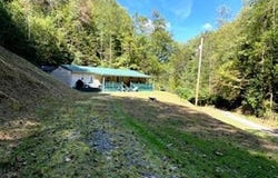 247 Netley Branch, McAndrews, KY 41543