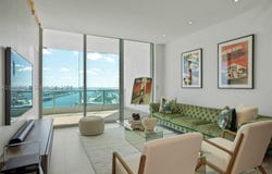 900 Biscayne Blvd, Miami, FL 33132