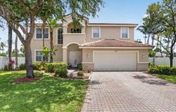 6207 SHADOW TREE Lane, Lake Worth, FL 33463