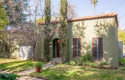 455 E Sacramento Street, Altadena, CA 91001
