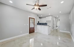1309 S 5th Avenue, Denison, TX 75021