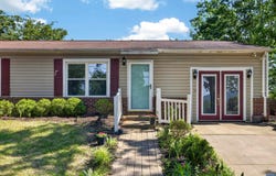 213 OAK ST, CHARLOTTESVILLE, VA 22902