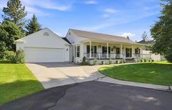 1706 W Wedgewood Ln, Spokane, WA 99208