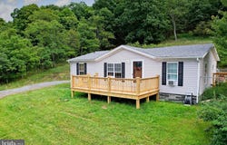 190 PENDLETON Street, KEYSER, WV 26726