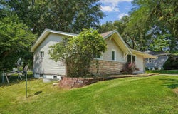 3311 Pridemore Drive, Cedar Falls, IA 50613