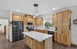 381 STUDEBAKER SPUR 2, CastleRock, WA 98611