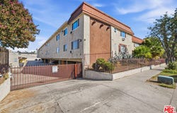 8800 Cedros Ave, Panorama City, CA 91402