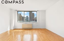 250 E 30th Street, New York, NY 10016