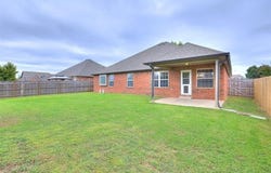 21677 E 39th Place, Broken Arrow, OK 74014