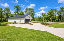 2205 Sunny Hills Boulevard, Chipley, FL 32428