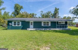 210 W Graham Street, Mcrae-Helena, GA 31055