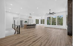 106 W Crossfox Trail, Camdenton, MO 65020