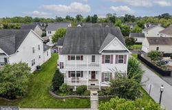 1327 WHEATLAND Avenue, PENNSBURG, PA 18073