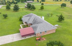 500 E Hamon AVE, Pocola, OK 74902