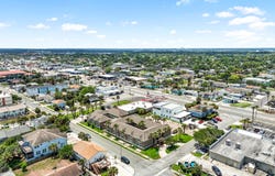 222 14TH Avenue, Jacksonville Beach, FL 32250