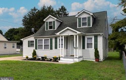 8 WESLEY ST, CAMDEN, DE 19934
