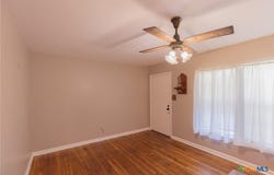 2001 E Rosebud Avenue, Victoria, TX 77901