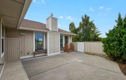 1016 N Minstrel Rd, Sequim, WA 98382