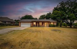 1816 Glendale Drive, Sanctuary, TX 76020