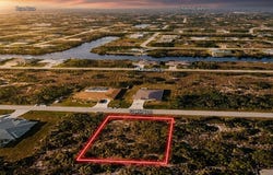 10038 Greetings Street, Port Charlotte, FL 33981