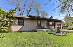 701 E Jackson Street, Marshfield, MO 65706