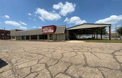405 E Commerce Street, Mexia, TX 76667