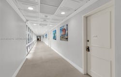 11111 Biscayne Blvd, Miami, FL 33181