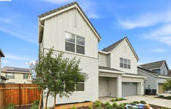 3039 Paxton Ct, Lathrop, CA 95330