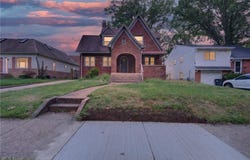 654 Moreley Avenue, Akron, OH 44320