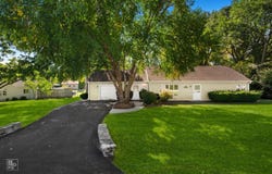 1231 60th Street, La Grange Highlands, IL 60525
