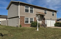 6113 Lake Paddock Drive, Florissant, MO 63033
