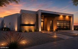 832 W Gate Drive, El Paso, TX 79932