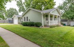 401 E Benton Street, Winterset, IA 50273