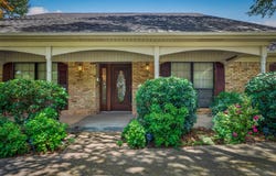 800 Elizabeth St, Gilmer, TX 75644